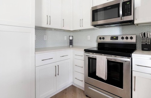 Rural Estates Apartment | Landing | Stunning 1BD, Clubhouse, Courtyard