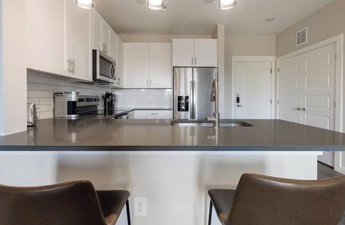 Salado Apartment | Landing | Stunning 1BD, Clubhouse, Gym