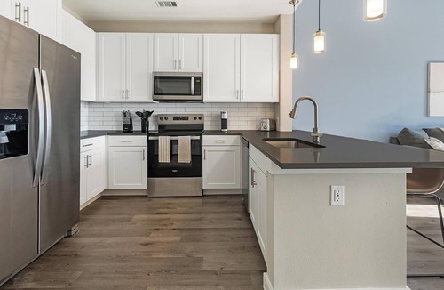 Salado Apartment | Landing | Stunning 1BD, Clubhouse, Gym