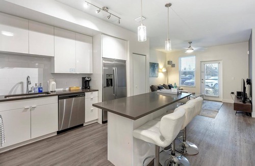 Port Tampa City Apartment | Landing | Stunning 1BD, Clubhouse, Pool