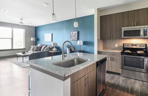 Memorial Apartment | Landing | Stunning 1BD, Gym