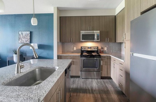 Memorial Apartment | Landing | Stunning 1BD, Gym