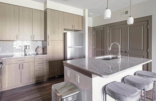 Memorial Apartment | Landing | Stunning 1BD, Gym
