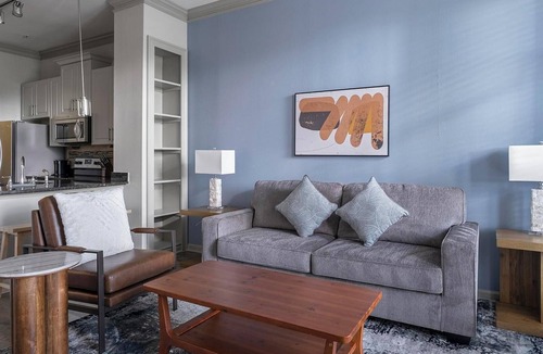 Westchase Apartment | Landing | Stunning 1BD, Gym, Clubhouse