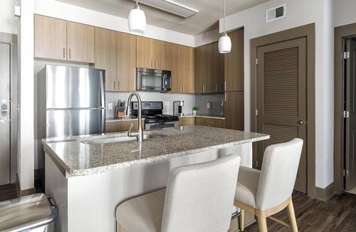 Memorial Apartment | Landing | Stunning 1BD, Gym