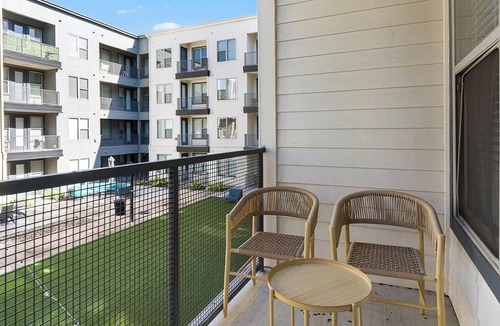 Memorial Apartment | Landing | Stunning 1BD, Gym