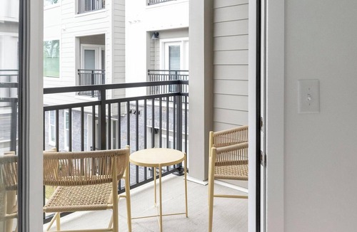East Raleigh Apartment | Landing | Stunning 1BD, Gym, Clubhouse