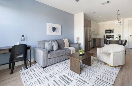 Scofield Farms Apartment | Landing | Stunning 1BD, Gym, Pool