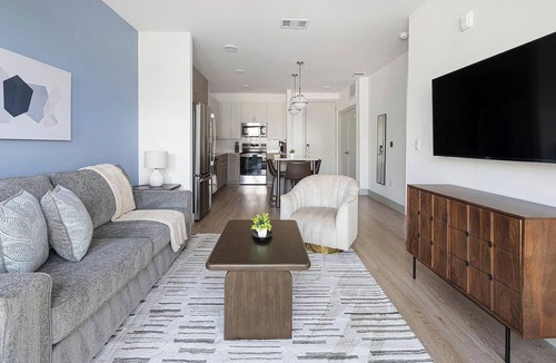 Scofield Farms Apartment | Landing | Stunning 1BD, Gym, Pool
