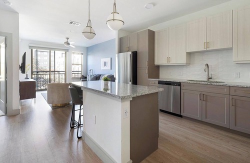 Scofield Farms Apartment | Landing | Stunning 1BD, Gym, Pool