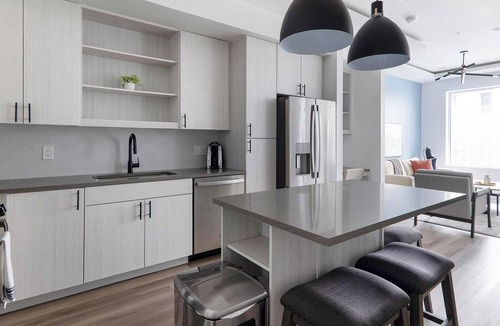 Zilker Apartment | Landing | Stunning 1BD, Gym