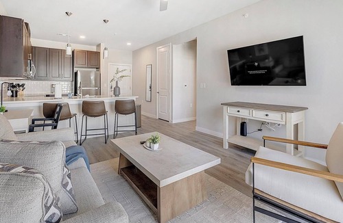 Corinth Apartment | Landing | Stunning 1BD, Gym, Clubhouse