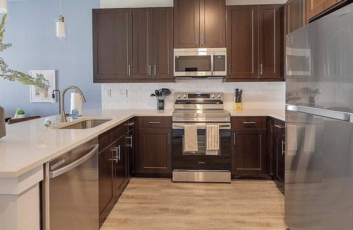 Corinth Apartment | Landing | Stunning 1BD, Gym, Clubhouse