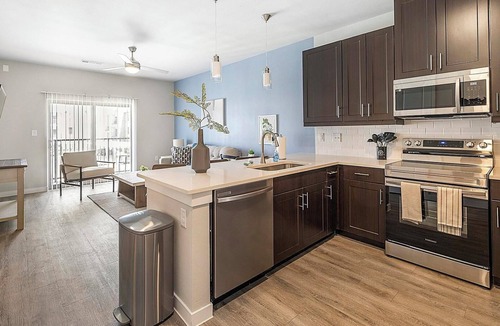 Corinth Apartment | Landing | Stunning 1BD, Gym, Clubhouse