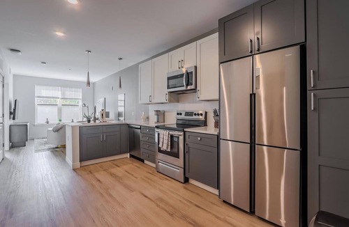 Ithaca Apartment | Landing | Stunning 1BD, Gym