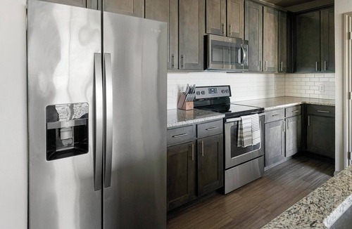 Baytown Apartment | Landing | Stunning 1BD in Bellview Acres Whiting