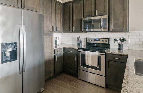 Baytown Apartment | Landing | Stunning 1BD in Bellview Acres Whiting