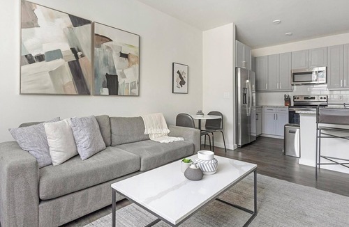 Spring Branch East Apartment | Landing | Stunning 1BD, Pool, Courtyard