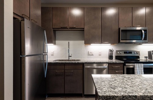 Montopolis Apartment | Landing | Stunning 1BD, Pool, Yoga Studio