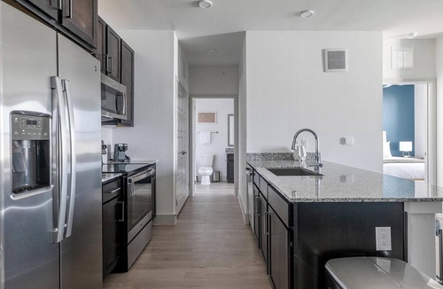 Austin Apartment | Landing | Stunning 1BD, Pool, Gym