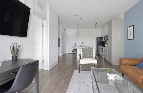 Venice Apartment | Landing | Stunning 1BD, Pool, Clubhouse