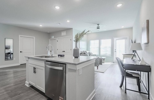 Fort Myers Apartment | Landing | Stunning 1BD, Pool