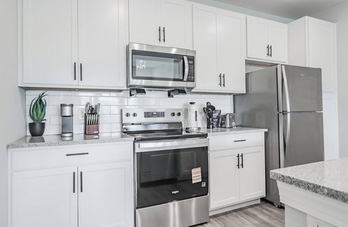 Fort Myers Apartment | Landing | Stunning 1BD, Pool