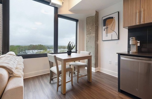 Baileys Crossroads Apartment | Landing | Stunning 1BD, Game Room, Gym