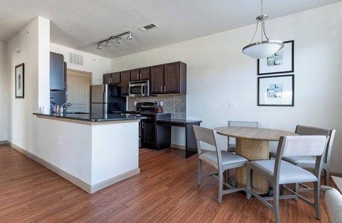Fort Worth Apartment | Landing | Stunning 1BD, Pool, Rooftop Lounge