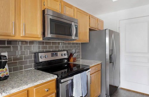 Downtown Fort Worth Apartment | Landing | Stunning 1BD, Gym