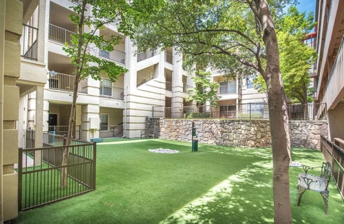 Downtown Fort Worth Apartment | Landing | Stunning 1BD, Gym
