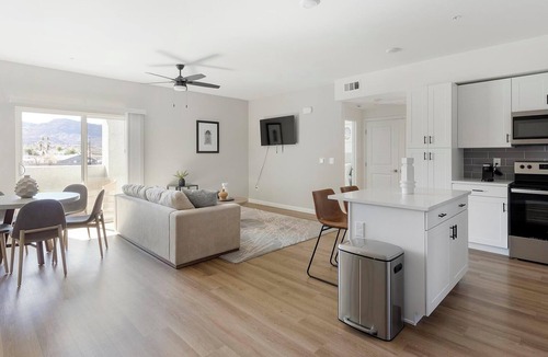Townsite Apartment | Landing | Stunning 1BD, Pool, Rooftop Lounge