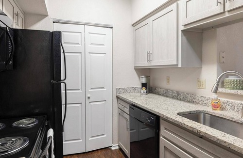 Lewisville Apartment | Landing | Stunning 1BD, Gym