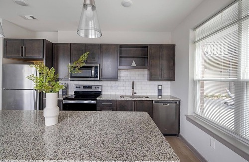 Talbot's Corner Apartment | Landing | Stunning 1BD, Gym, Clubhouse