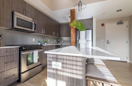 Prospect Hill Apartment | Landing | Stunning 1BD, Courtyard, Gym