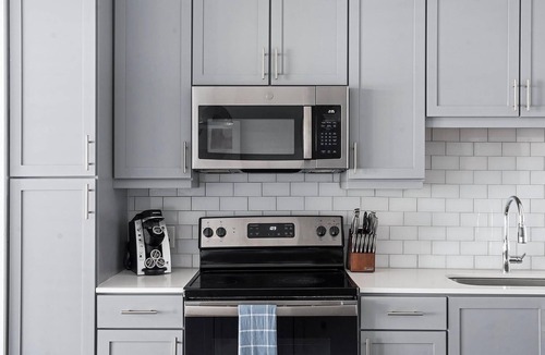 Austin Apartment | Landing | Stunning 1BD, Yoga Studio, Clubhouse