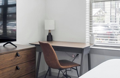 Austin Apartment | Landing | Stunning 1BD, Yoga Studio, Clubhouse