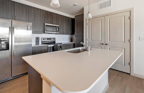 Pflugerville Apartment | Landing | Stunning 2BD, Clubhouse, Game Room