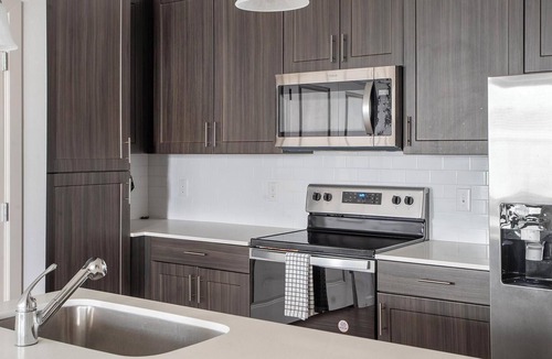 Pflugerville Apartment | Landing | Stunning 2BD, Game Room, Courtyard