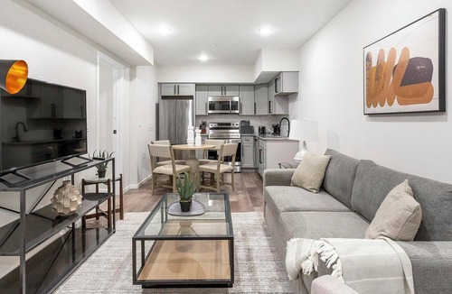 Spruce Hill Apartment | Landing | Stunning 2BD, Clubhouse, Gym