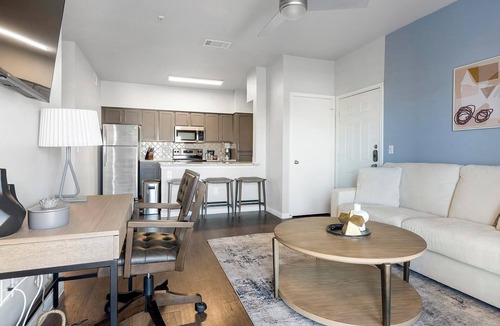 San Antonio Apartment | Landing | Stunning 2BD, Pool, Gym