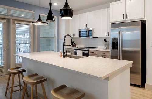 Garland Apartment | Landing | Stunning 2BD, Clubhouse, Gym