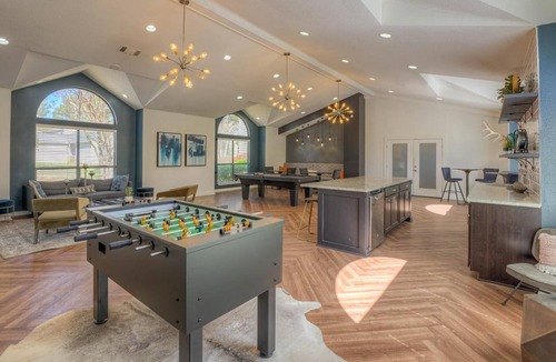 Cordova Apartment | Landing | Stunning 2BD, Clubhouse, Game Room
