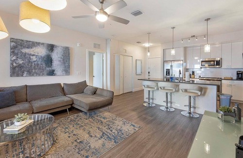 Port Tampa City Apartment | Landing | Stunning 2BD, Clubhouse, Gym