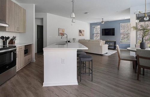 Sand Ridge Apartment | Landing | Stunning 2BD, Gym, Clubhouse