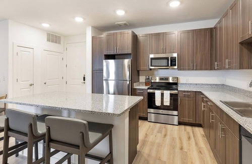 Garland Apartment | Landing | Stunning 2BD, Gym, Clubhouse