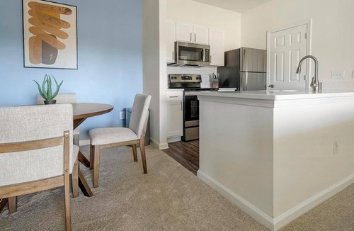 Indian Trail Apartment | Landing | Stunning 2BD, Gym
