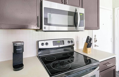 Katy Apartment | Landing | Stunning 2BD, Pool, Clubhouse