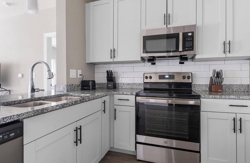 Fort Myers Apartment | Landing | Stunning 2BD, Gym, Pool