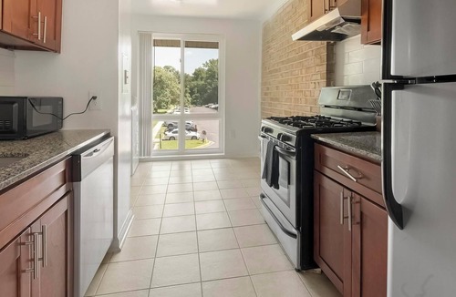Greenbelt Apartment | Landing | Stunning 2BD, Gym, Pool